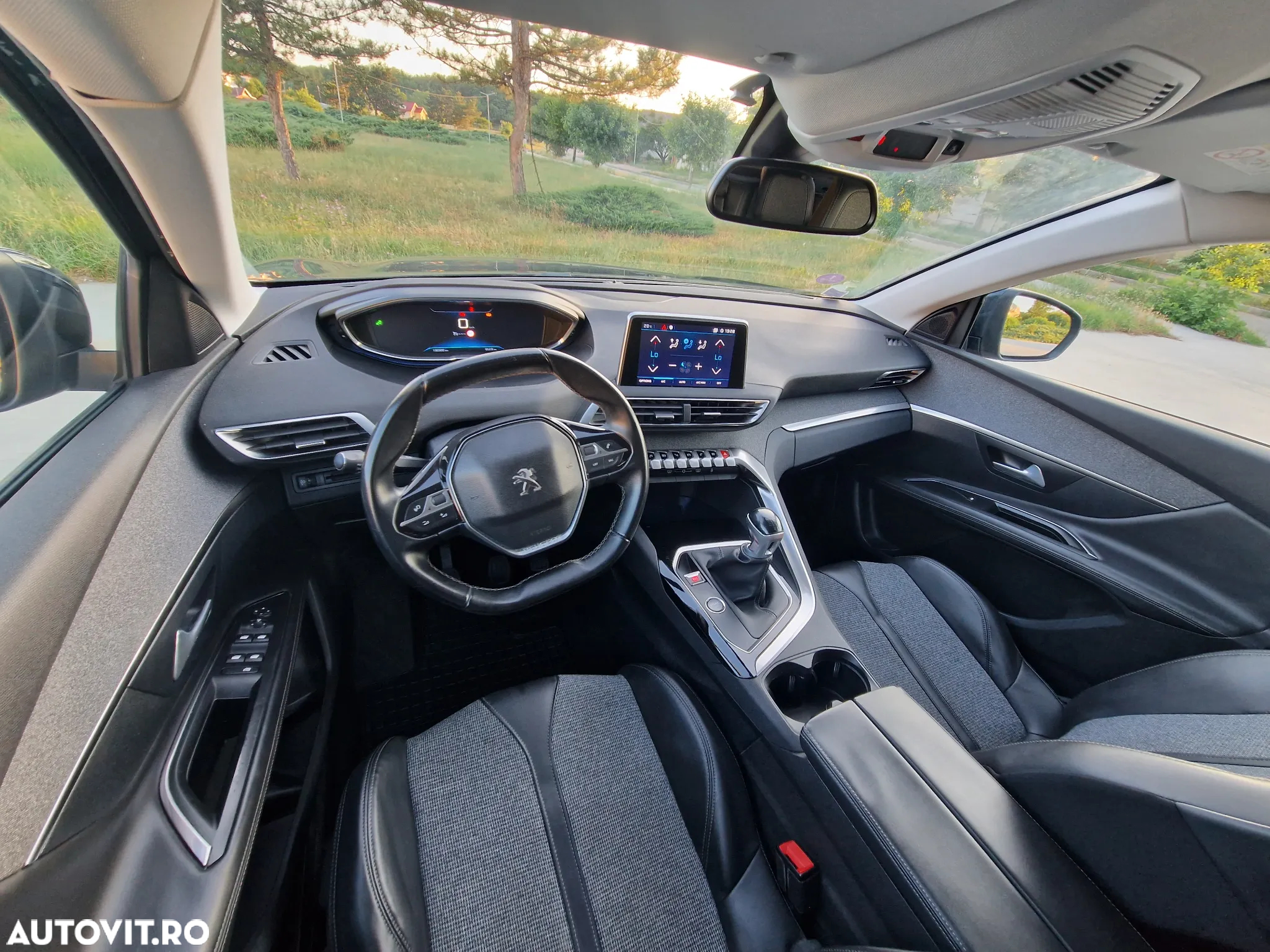 Peugeot 3008 - 8