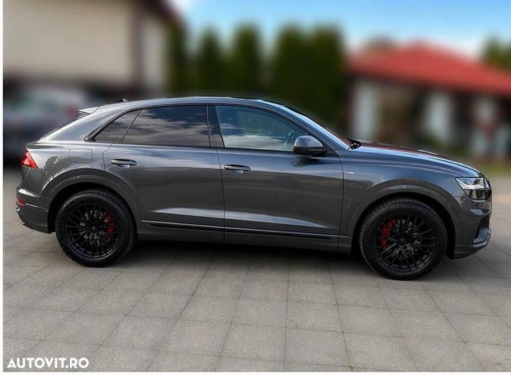 Audi Q8 - 5
