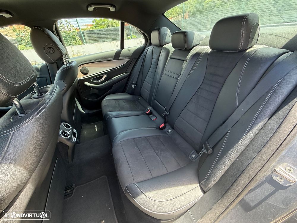 Mercedes-Benz E 220 d AMG Line - 18