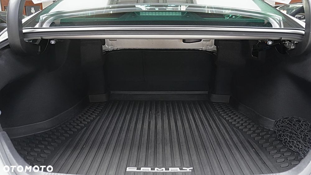 Toyota Camry 2.5 Hybrid Executive CVT - 13