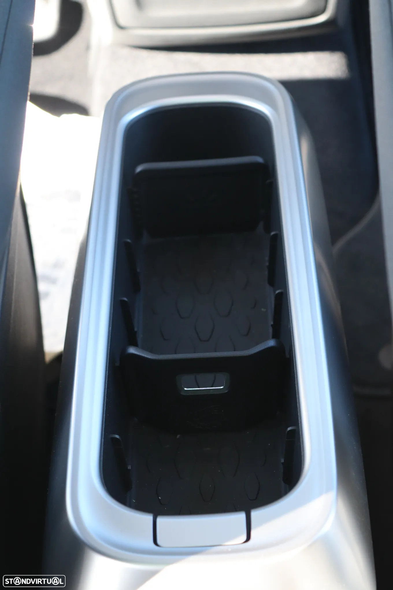 VW ID.Buzz 91 kWh Pro - 13