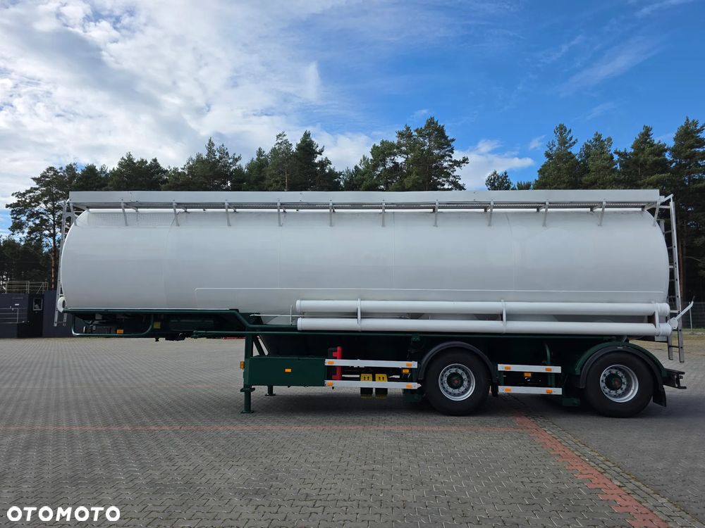Welgro 8 komorowa PASZOWOZ SILOS 97WSL 51 m - 2