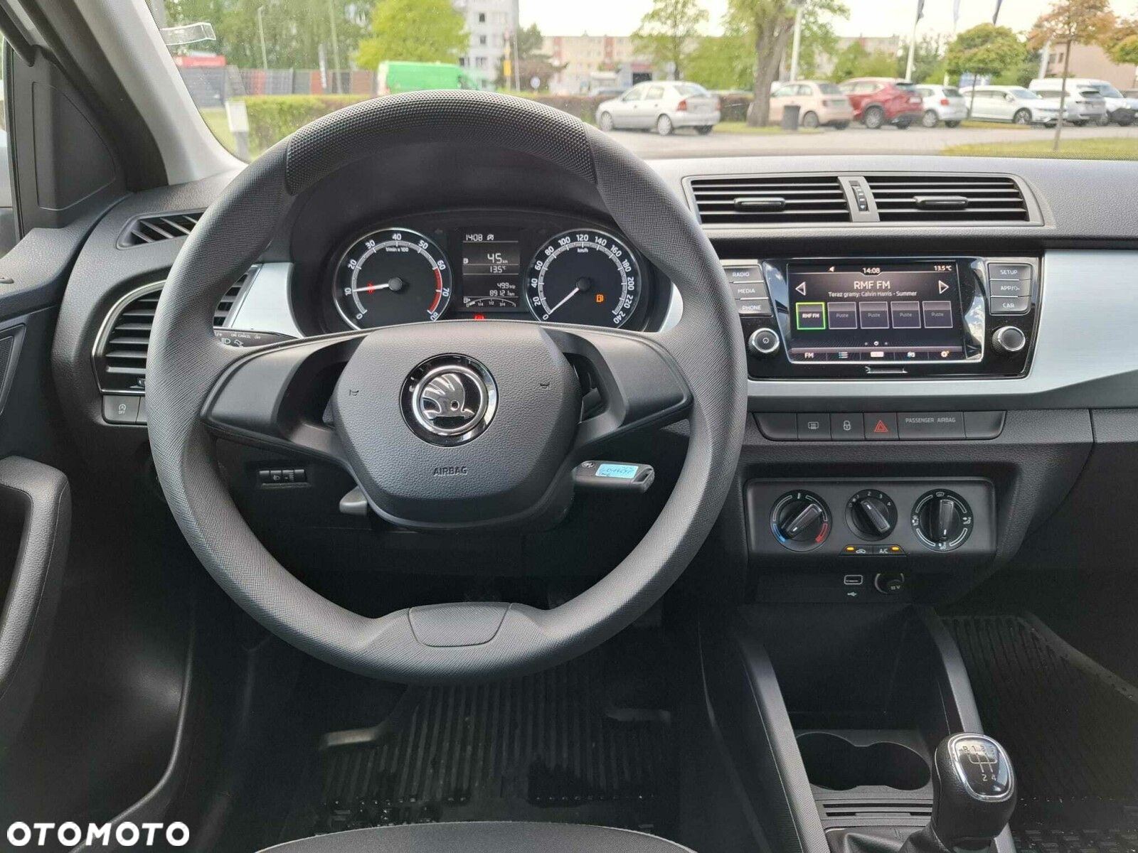 Skoda Fabia - 10