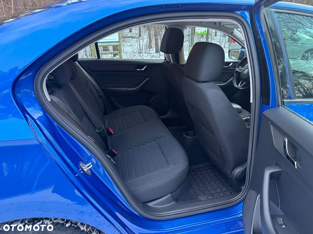 Skoda RAPID Spb 1.4 TDI DPF Style - 25