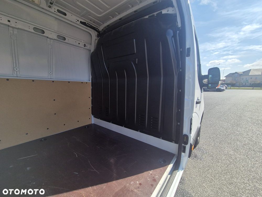 Renault Master IV - 15