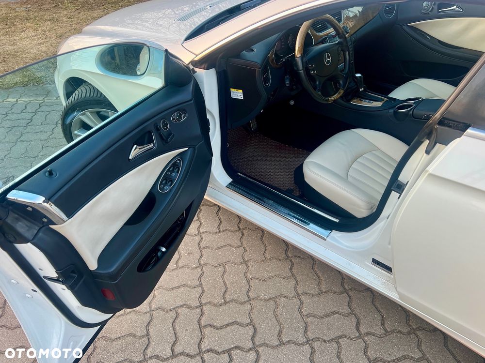 Mercedes-Benz CLS - 15