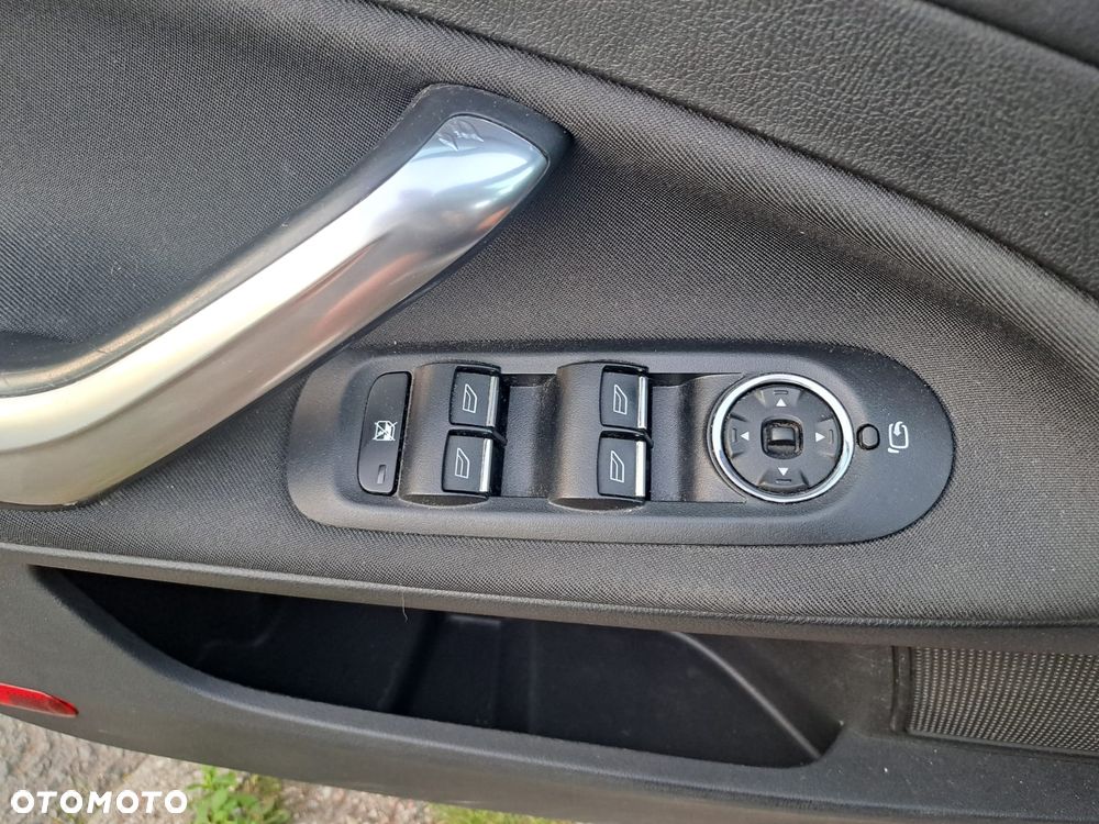 Ford Mondeo 1.6 TDCi Ambiente - 17