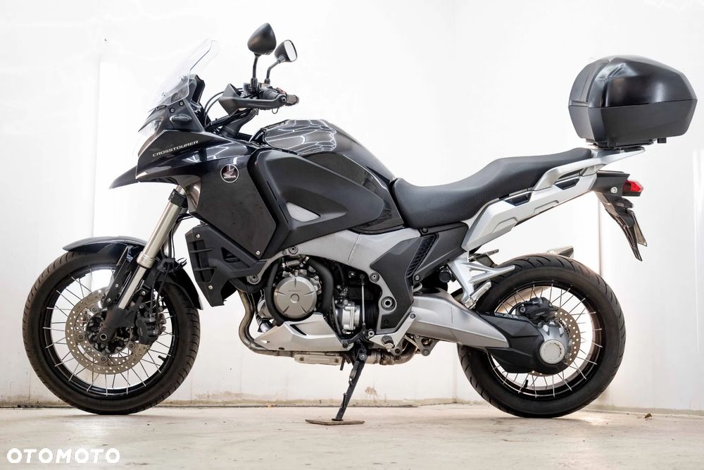Honda VFR - 9