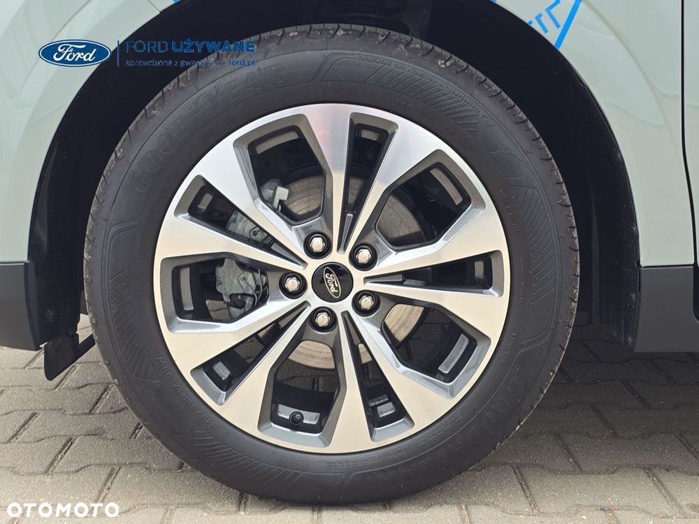 Ford Tourneo Courier - 26