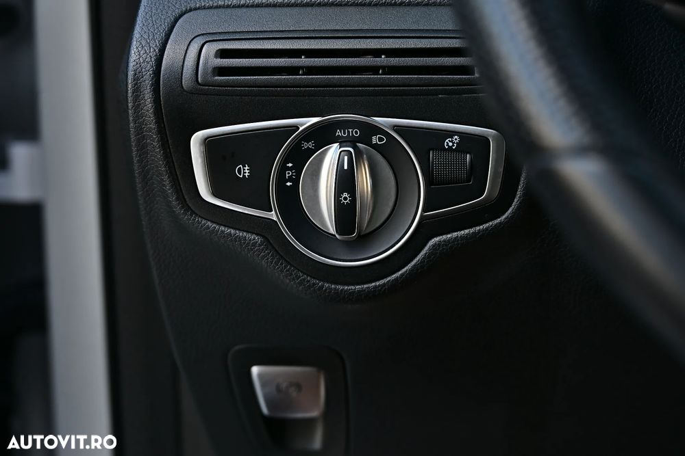Mercedes-Benz GLC 220 d 4MATIC 9G-TRONIC AMG Line Plus - 34