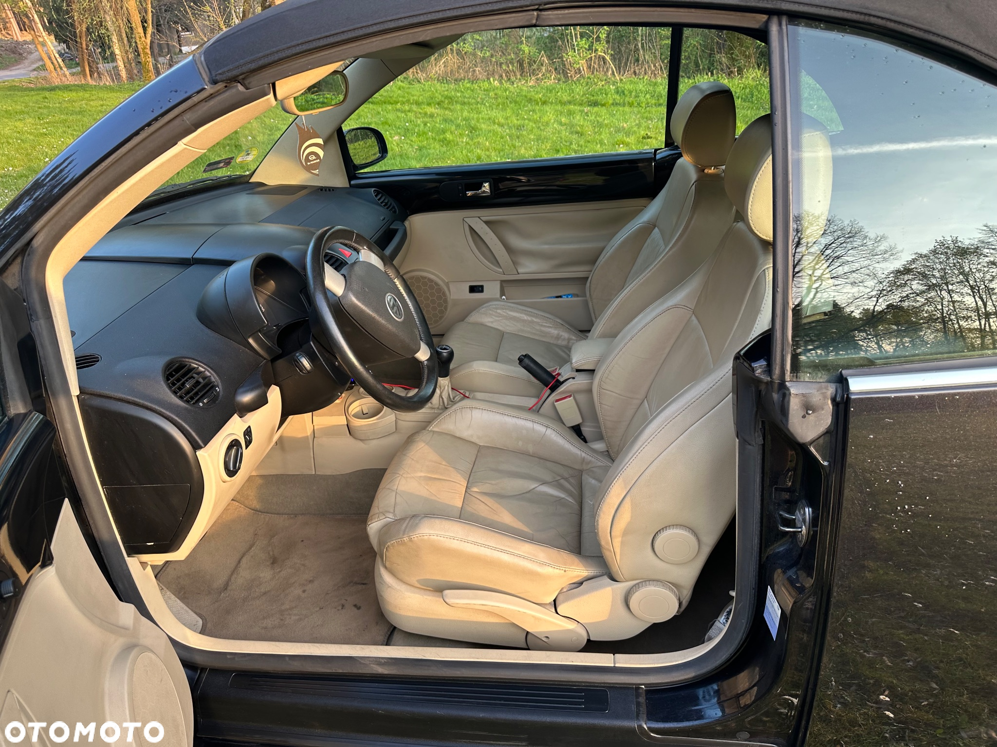 Volkswagen New Beetle 2.0 - 12