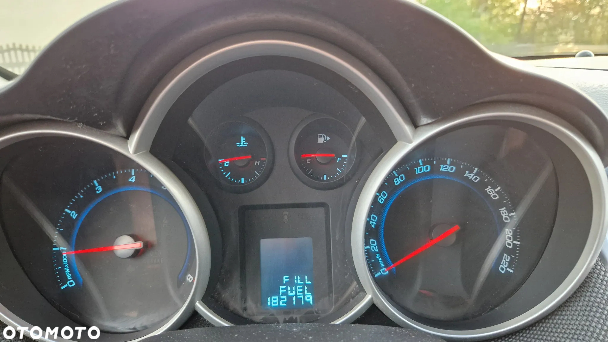 Chevrolet Cruze 1.6 LT - 18