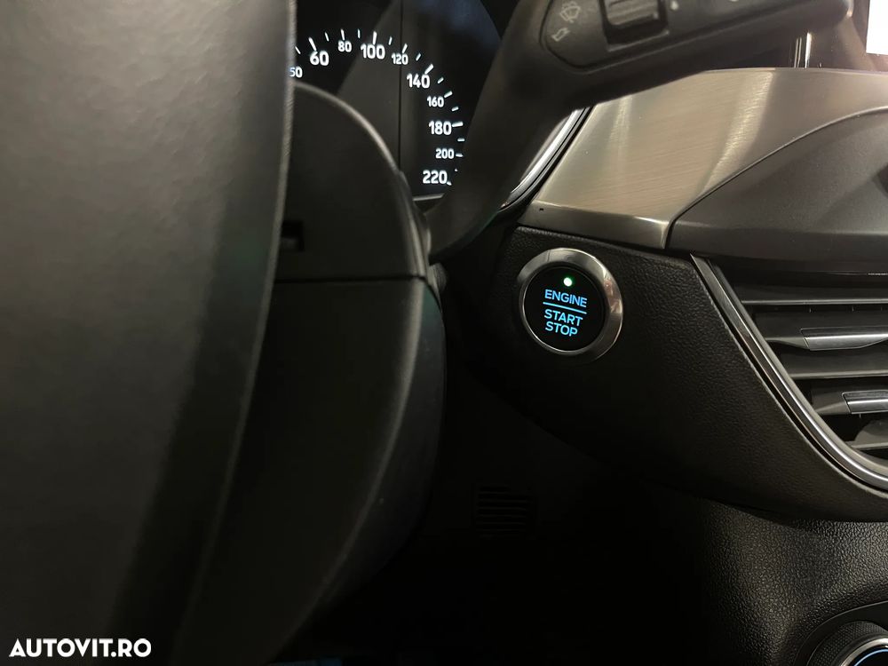 Ford Focus 1.5 EcoBlue Titanium - 23