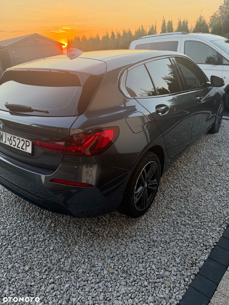 BMW Seria 1 118i Sport Line - 18