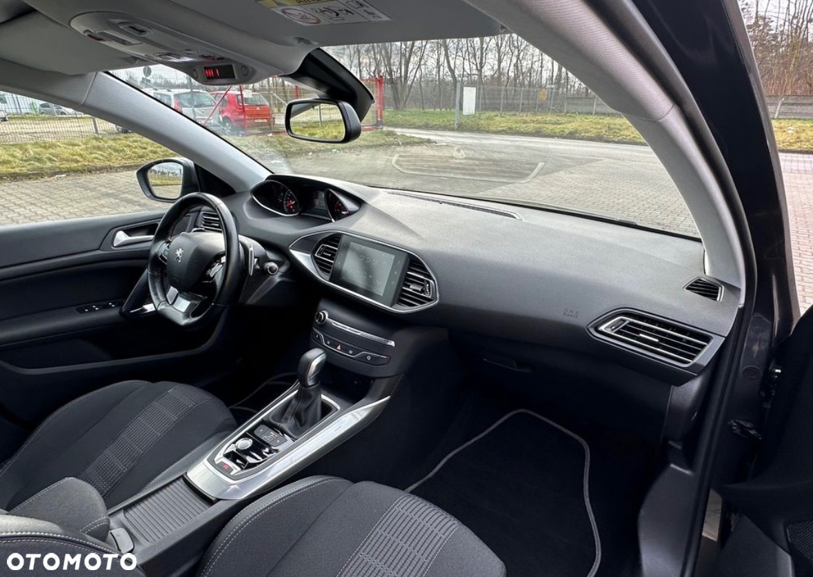 Peugeot 308 1.5 BlueHDi Allure S&S EAT6 - 13