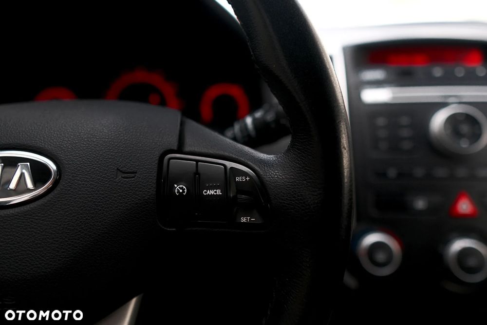 Kia Ceed 1.6 GDI Business Line - 25