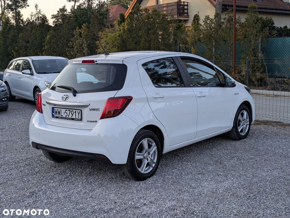 Toyota Yaris - 7