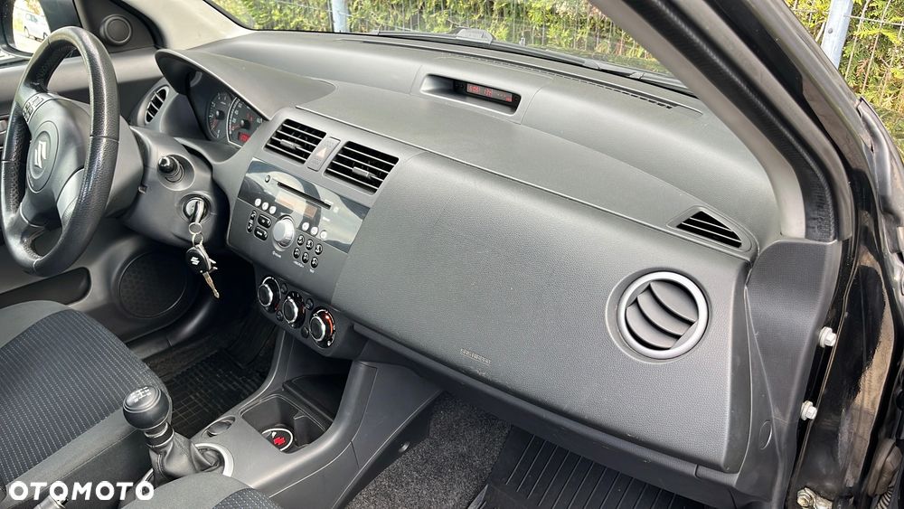 Suzuki Swift - 7