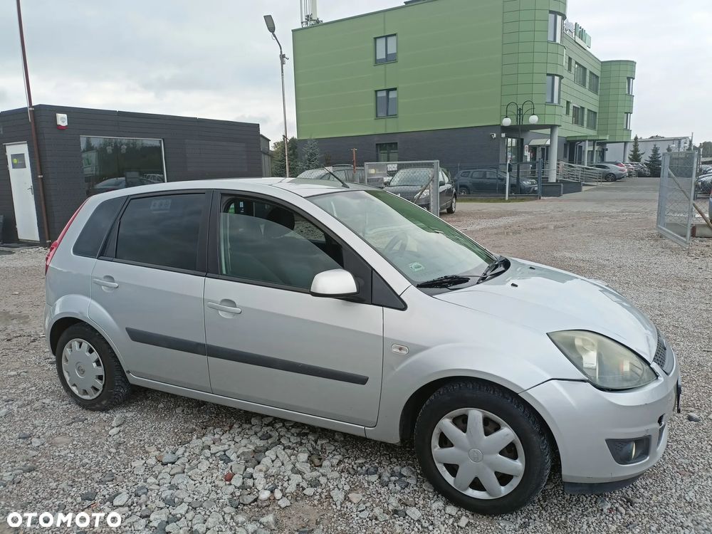 Ford Fiesta - 6