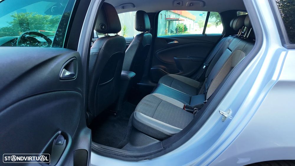 Opel Astra 1.5 D Business Edition S/S - 32