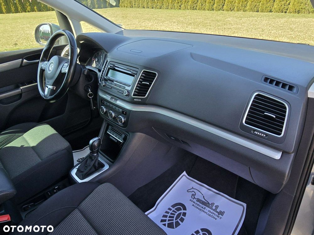 Volkswagen Sharan - 26