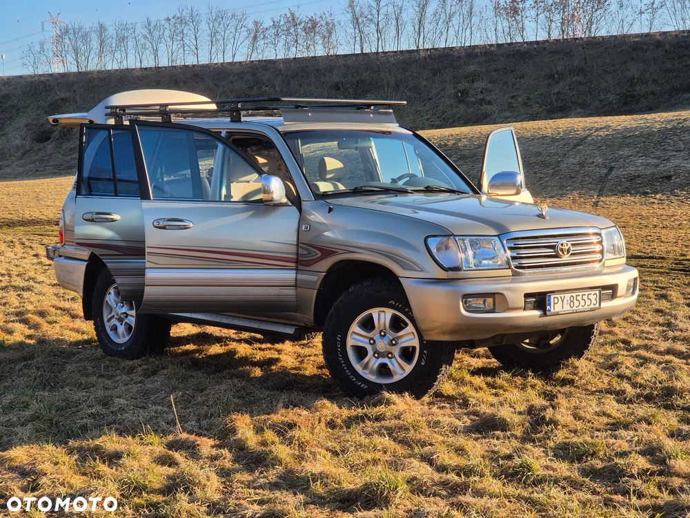 Toyota Land Cruiser - 31