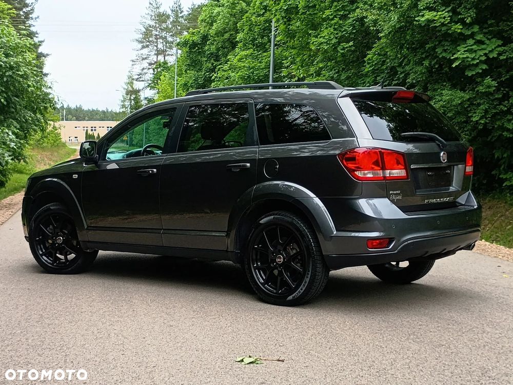 Fiat Freemont 2.0 Multijet Black Code AWD - 14