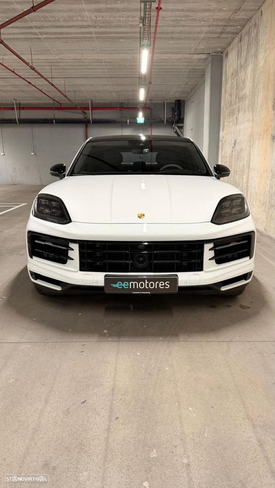Porsche Cayenne Coupé E-Hybrid Black Edition - 5