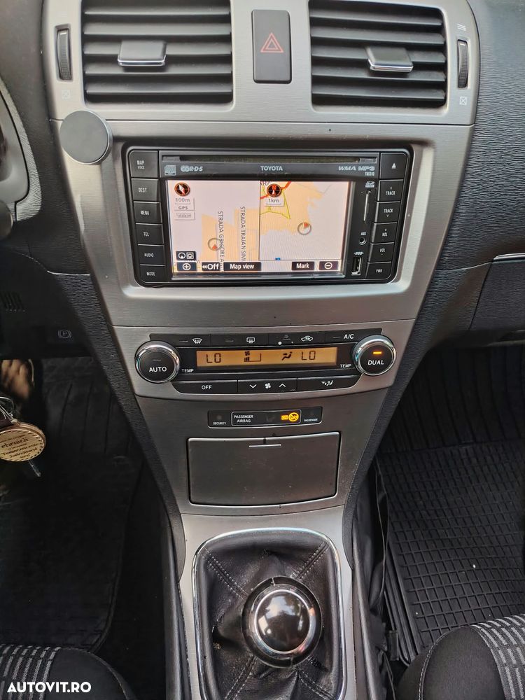 Toyota Avensis 2.0 D-4D Edition - 9