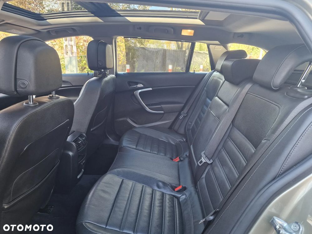 Opel Insignia 1.6 ECOTEC DI Turbo Sports Tourer ecoFLEX Innovation - 16
