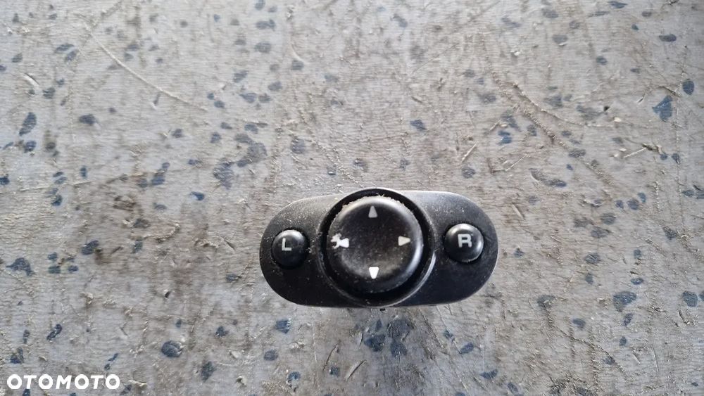 CHRYSLER PT CRUISER PRZEŁACZNIK LUSTEREK 04608505AB