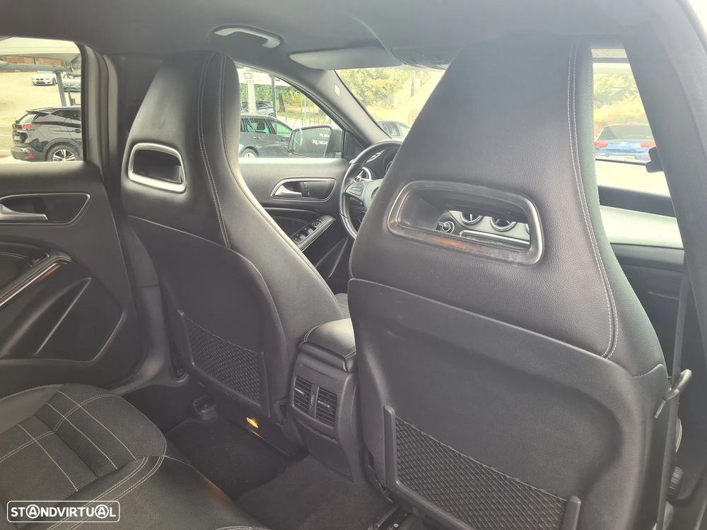 Mercedes-Benz GLA 200 CDi Urban Aut. - 26