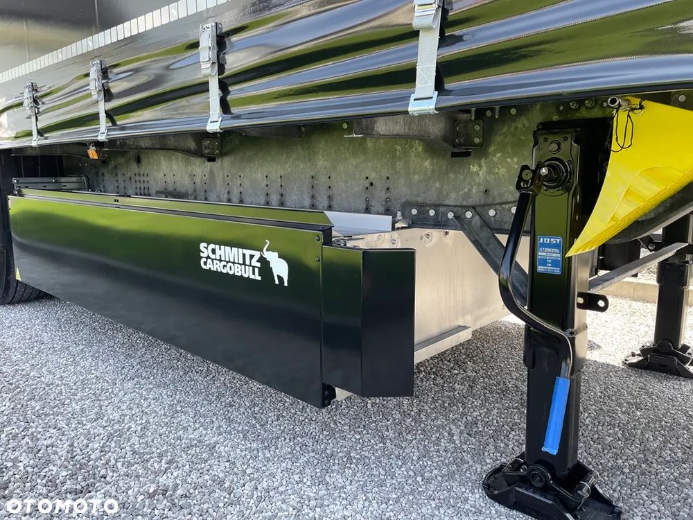 Schmitz Cargobull 2017**STANDARD**OŚ.POD**PALECIARA**JAK NOWA - 9