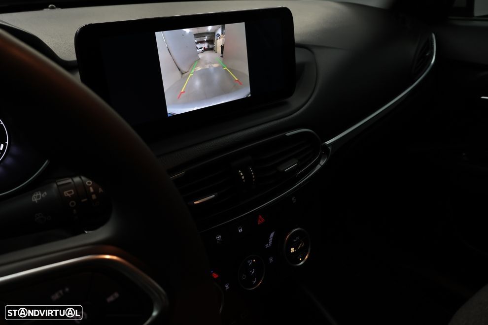 Fiat Tipo Cross 1.3 Multijet - 15