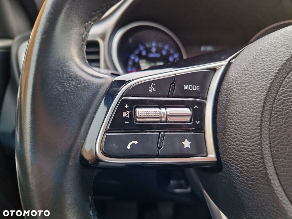 Kia Ceed 1.5 T-GDI M - 11