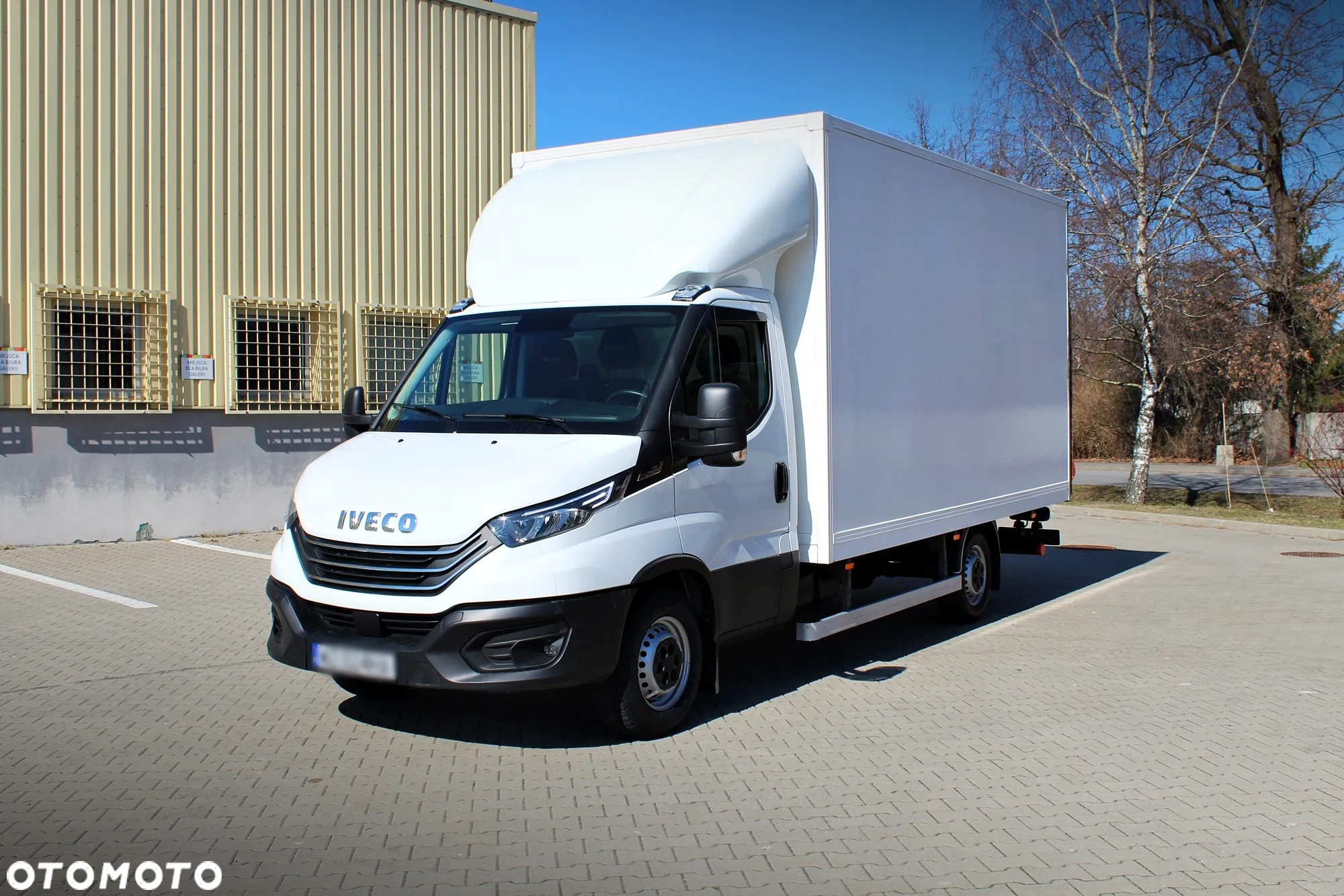 Iveco Daily 35S18 kontener 9eu palet + winda Dhollandia750kg - 2