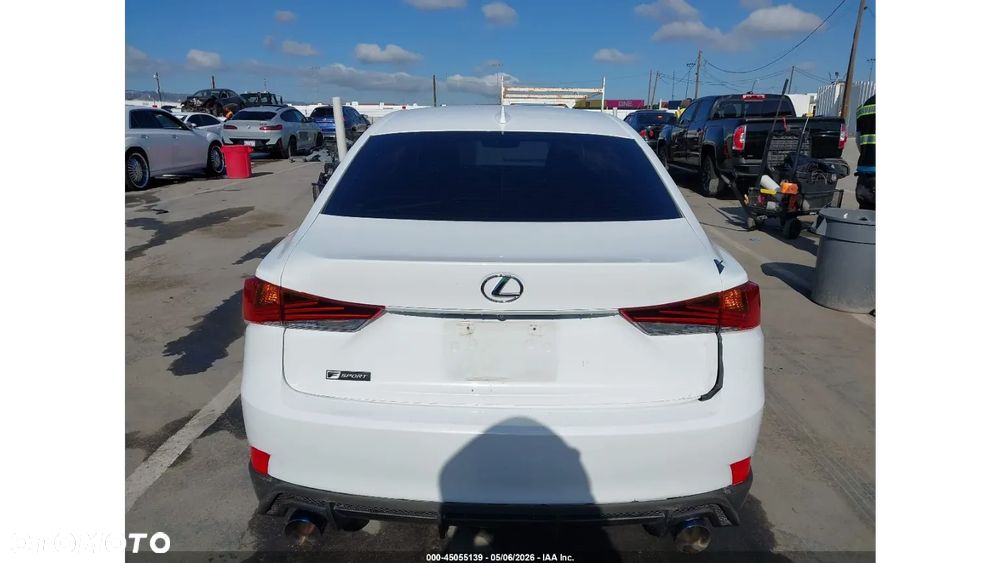 Lexus IS 200t F Sport - 6