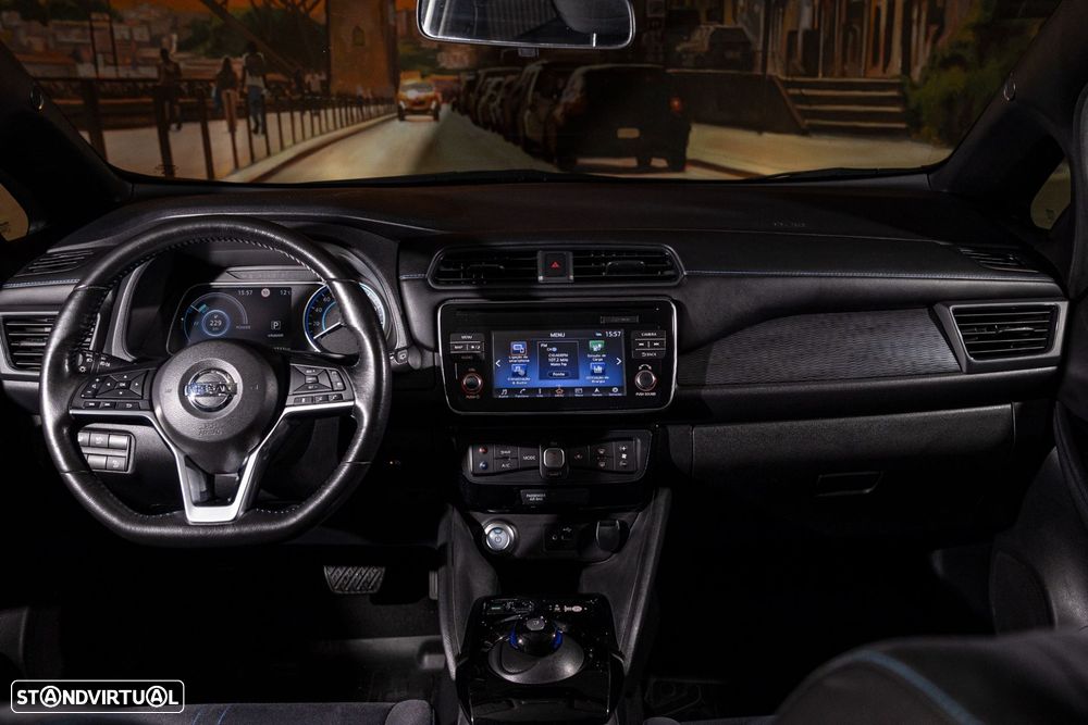Nissan Leaf N-Connecta - 12