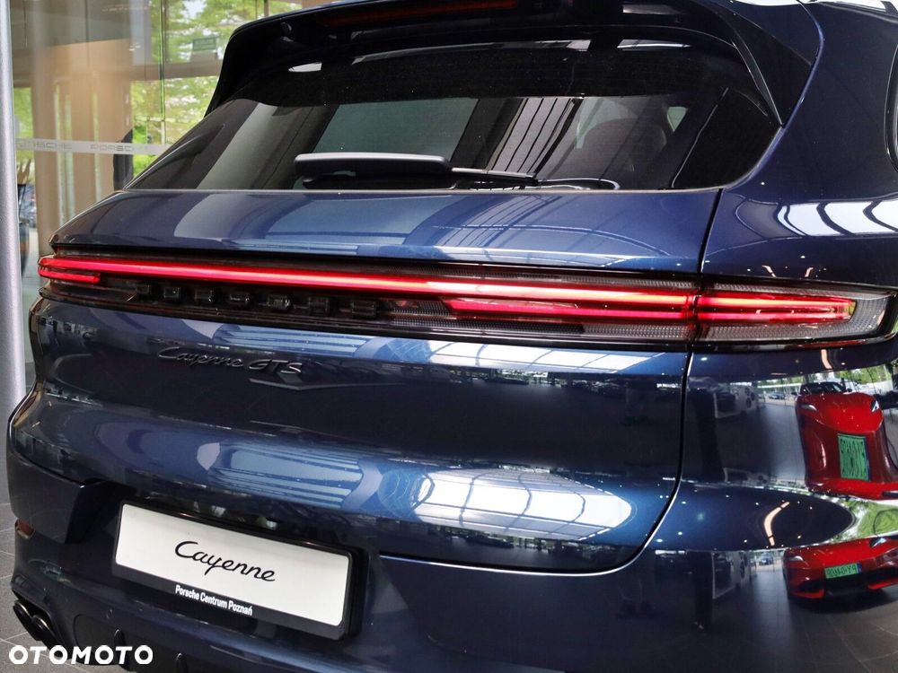 Porsche Cayenne - 9