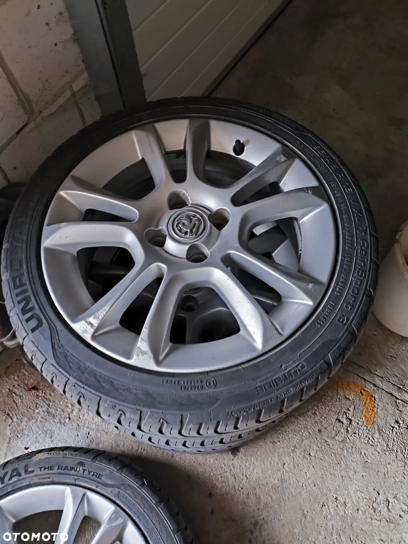 Opel Corsa 1.2 16V - 16