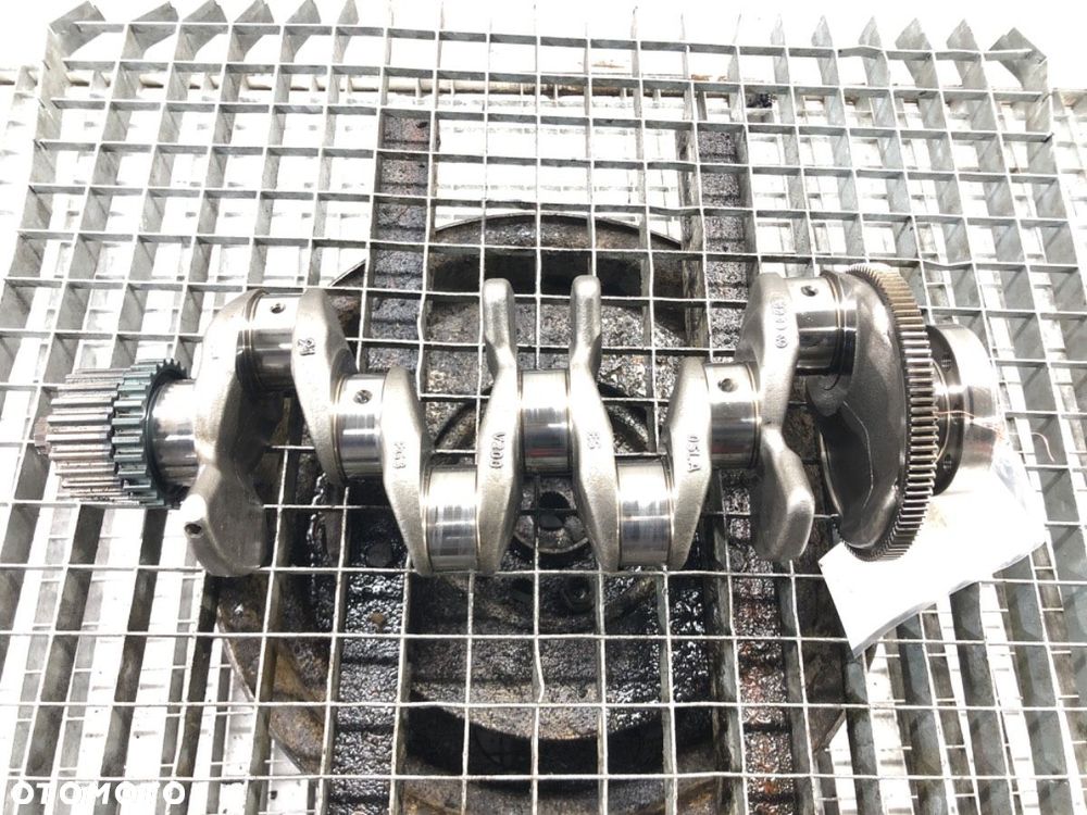 WAŁ KORBOWY  SKODA SUPERB III (3V3) 2015 - 2022 2.0 TDI 147 kW [200 KM] olej napędowy 2020 - 2022 - 1