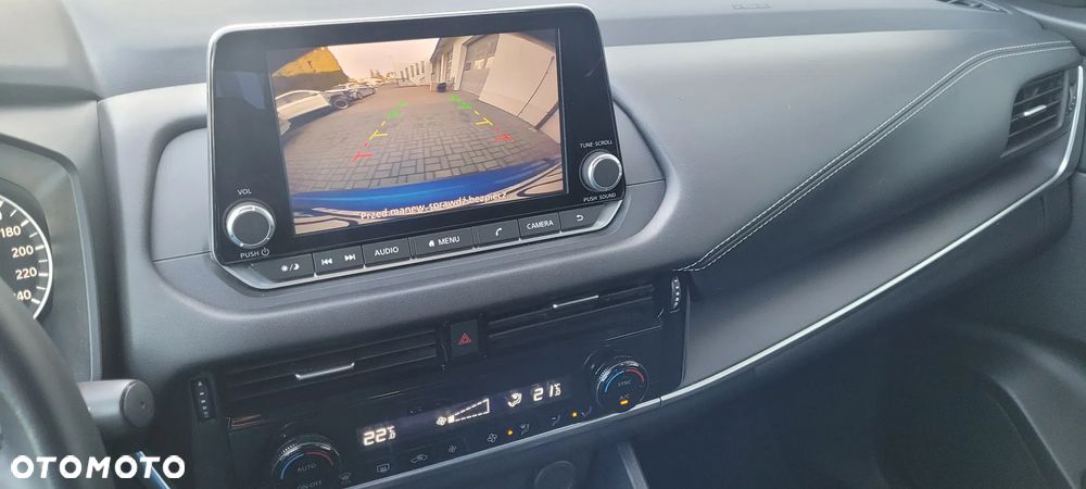 Nissan Qashqai 1.3 DIG-T MHEV Acenta Xtronic - 12