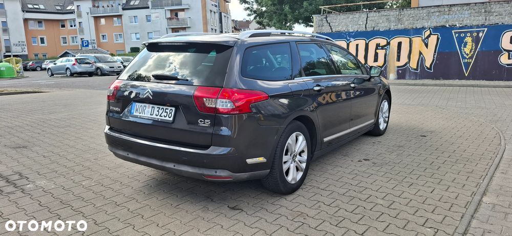 Citroën C5 Tourer HDi 140 FAP CrossTourer - 5