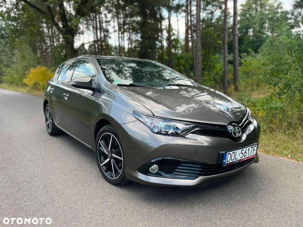 Toyota Auris 1.2 T Selection MS - 6