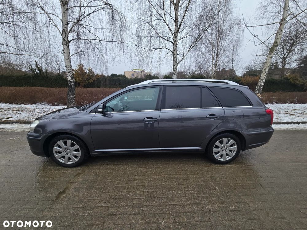 Toyota Avensis 1.8 VVT-i Combi - 4