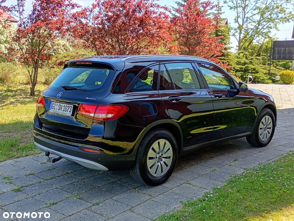 Mercedes-Benz GLC - 4