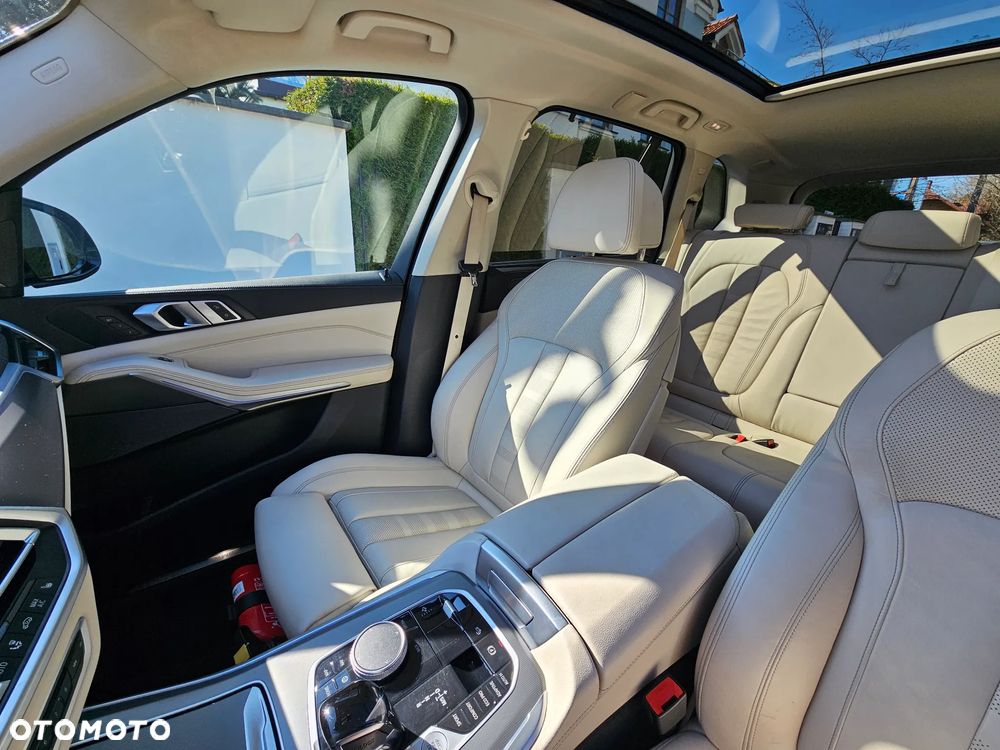 BMW X5 xDrive40i - 15