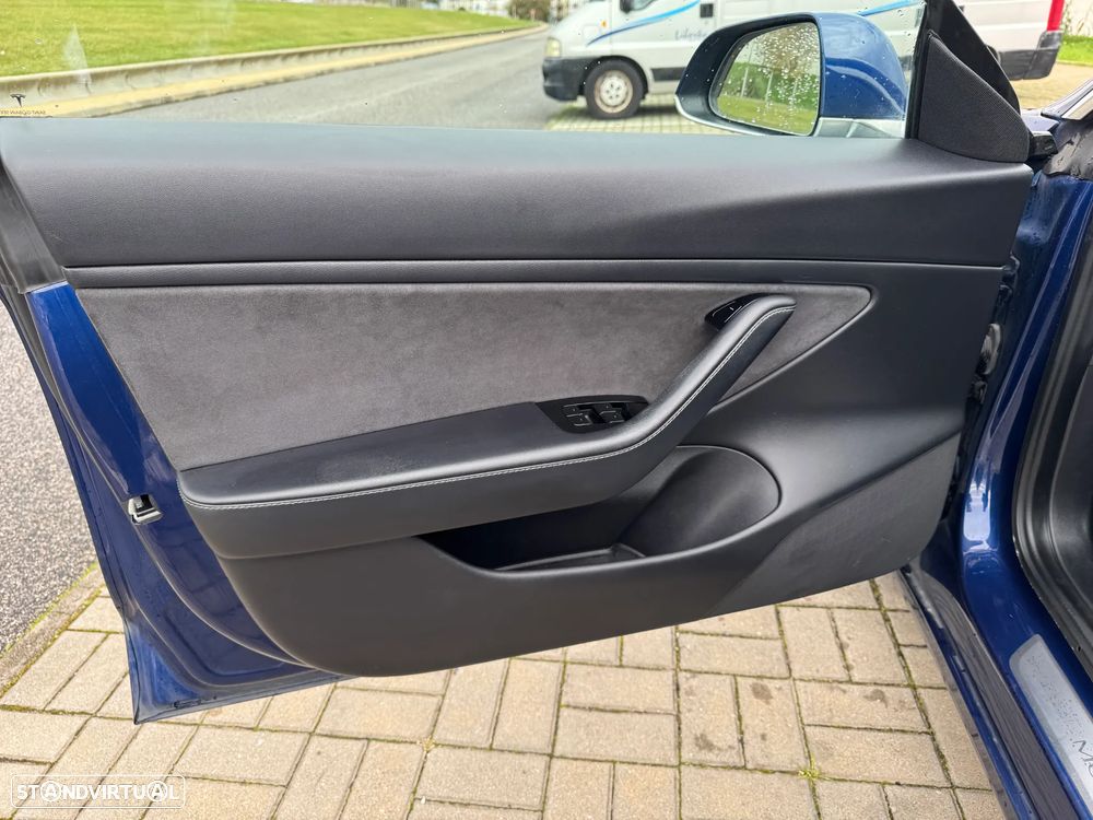 Tesla Model 3 Long Range AWD Dual Motor - 12