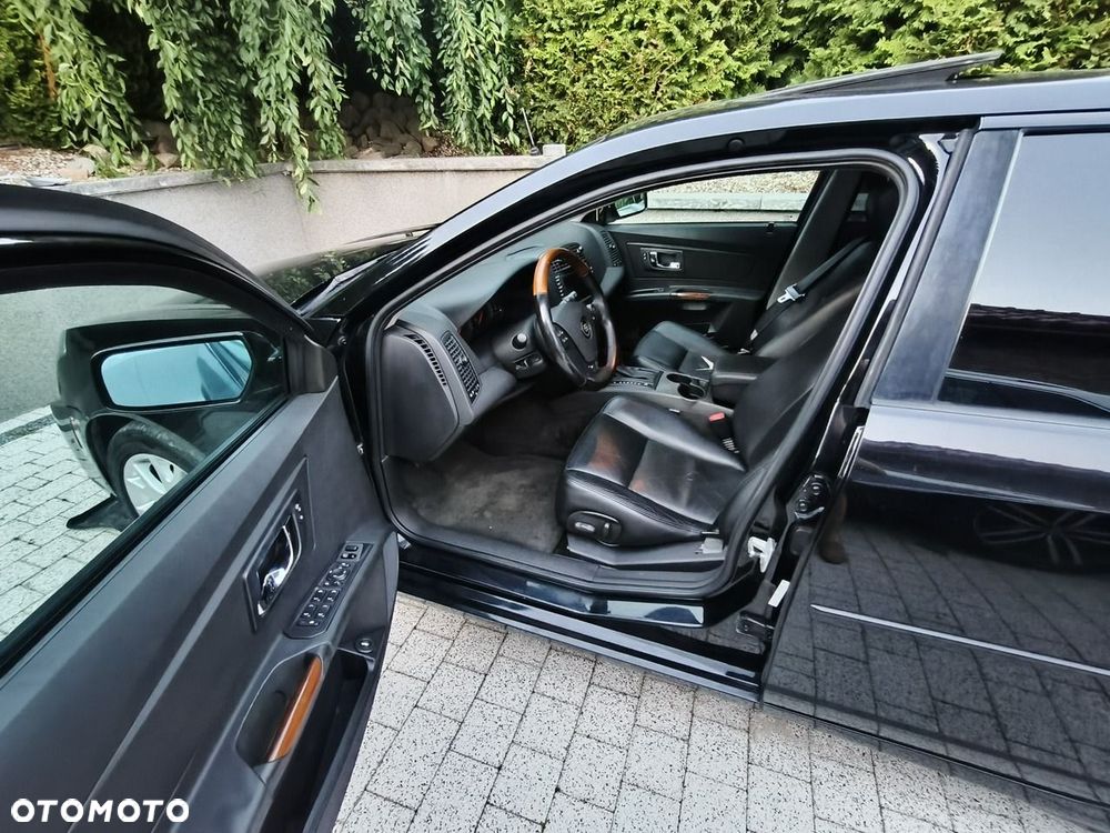 Cadillac CTS - 14