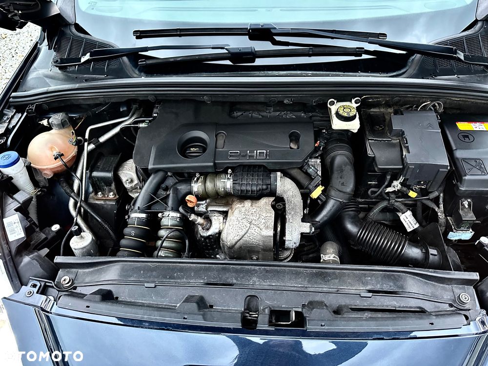 Peugeot 308 1.6 HDi Premium - 26